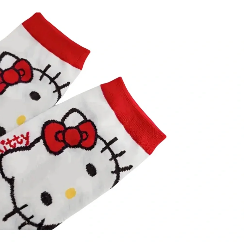 NWT! 5-Pair Hello Kitty Low-Cut Socks Set